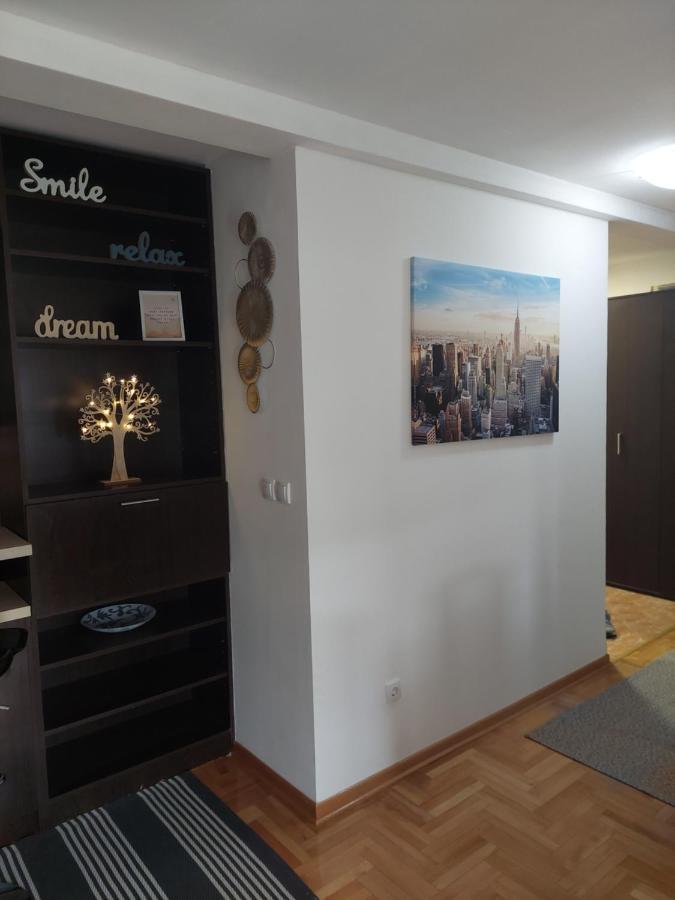 Apartamento Flat 23 Belgrado Exterior foto
